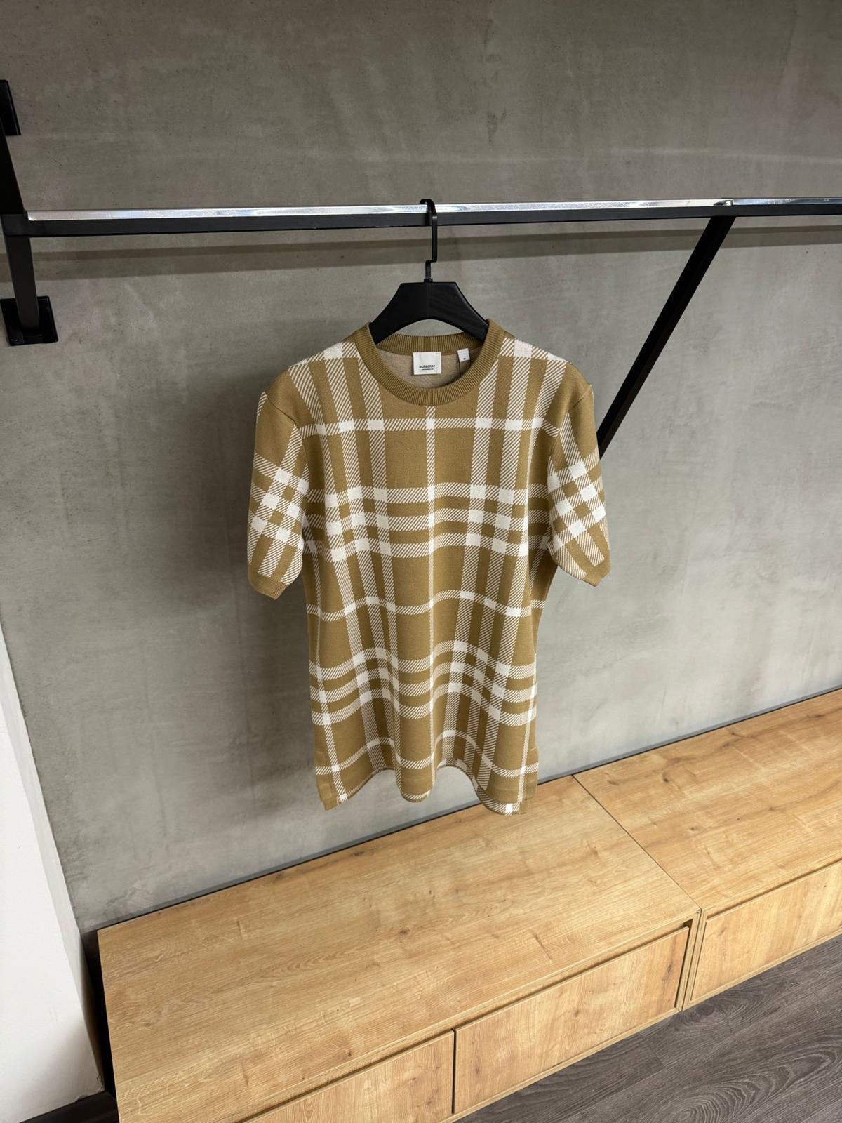 Burberry T-shirt Beige