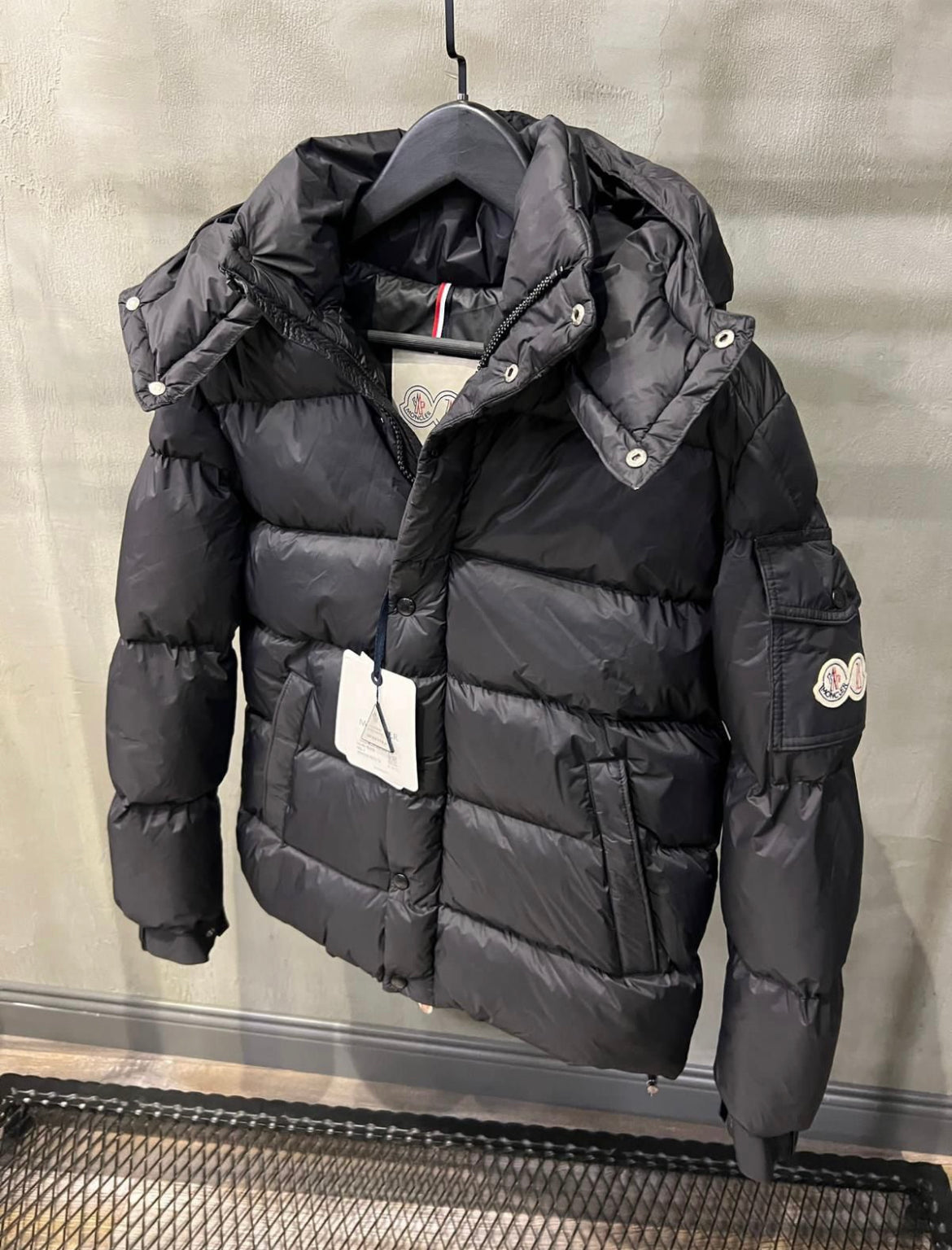 Moncler Maya Anniversary(NFC SCAN)