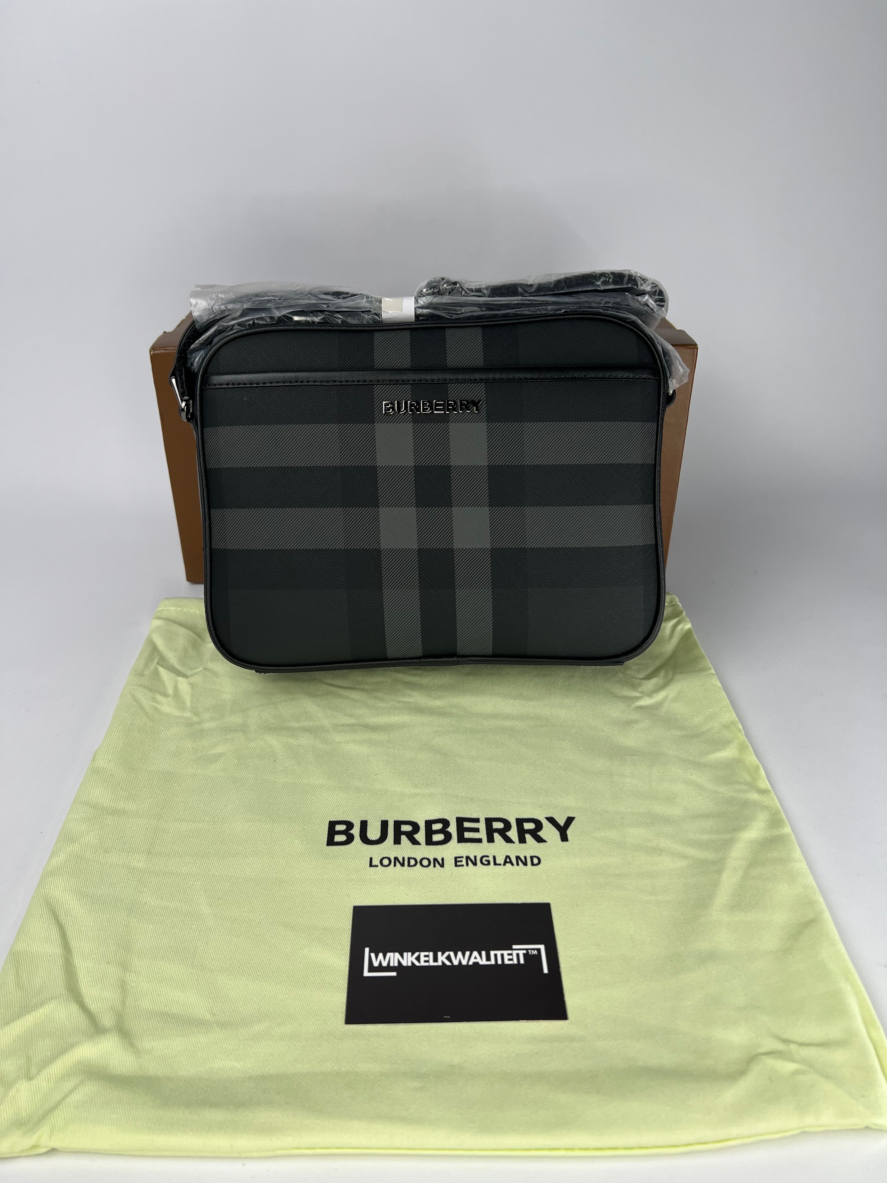 Burberry paddy Bag