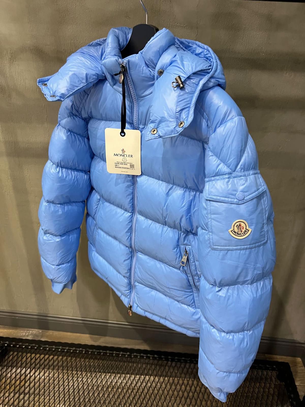 Moncler Maya Jas Babyblauw (NFC SCAN)