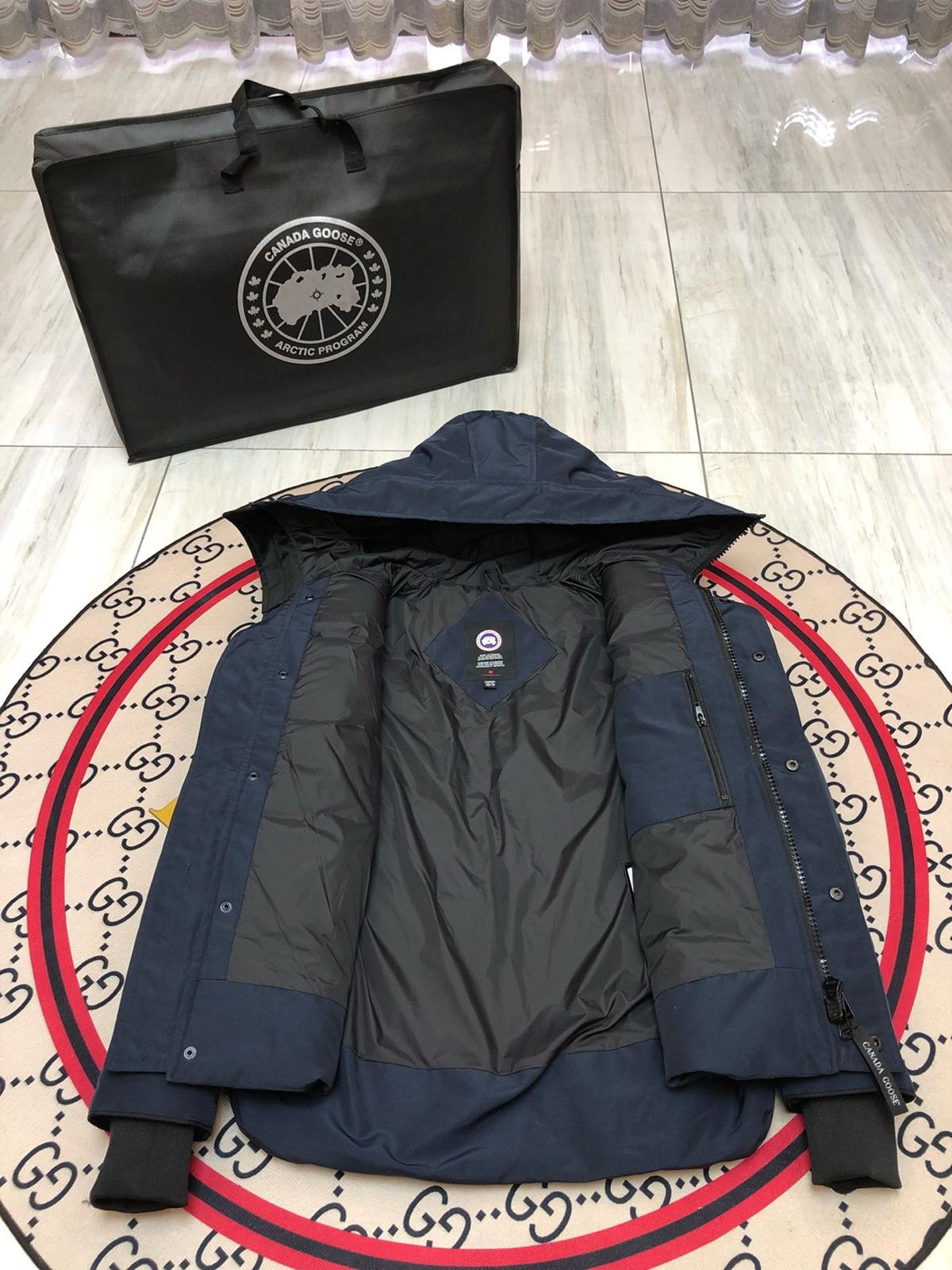 Canada Goose Mac Millan Donkerblauw