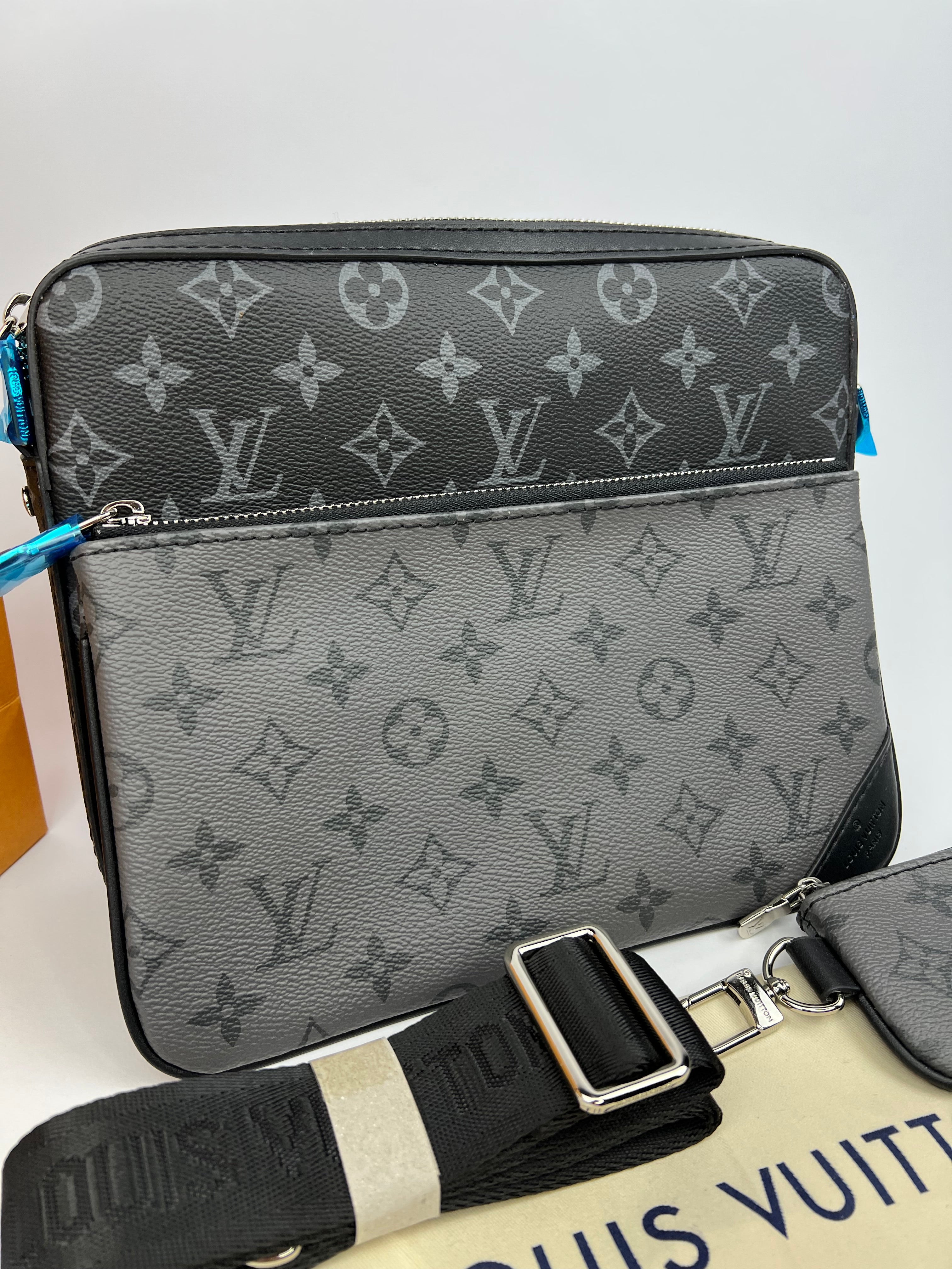 Louis Vuitton Trio Messenger Bag