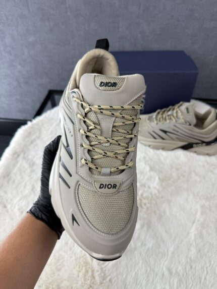 Christian Dior B44 Beige