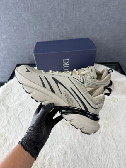 Christian Dior B44 Beige