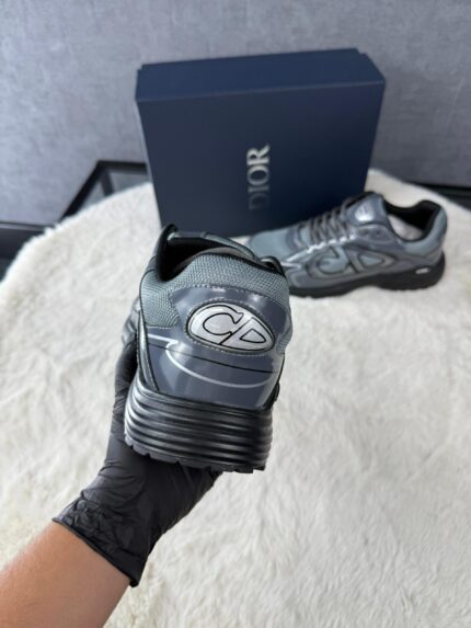 Christian Dior B30 Glimmend Grey