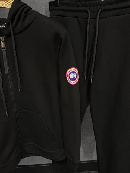 Canada Goose Zwart Trainingspak