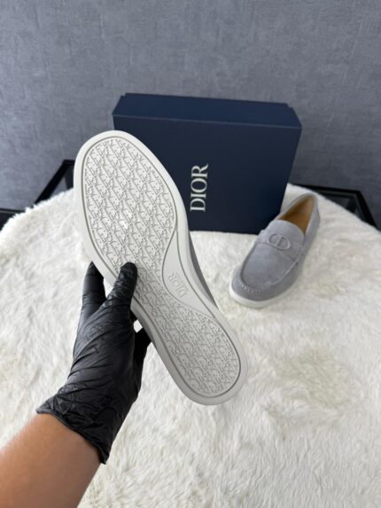 Christian Dior Grey CD Instappers