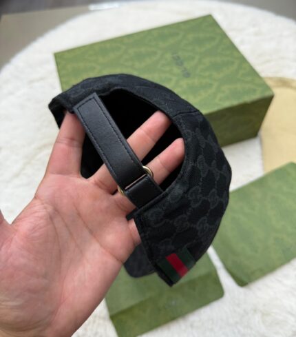 Gucci Black Pet Classic