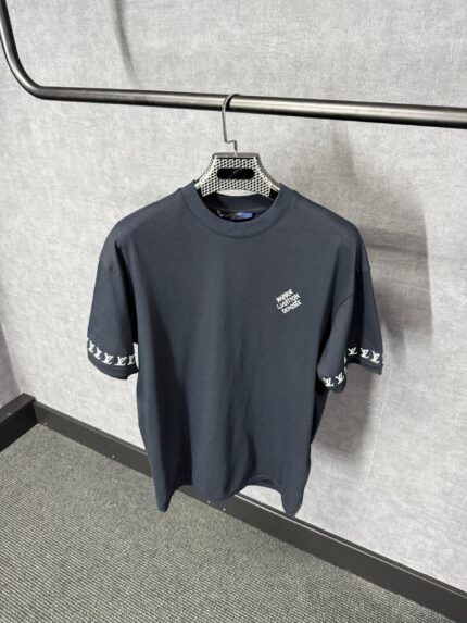 Louis Vuitton Dark Blue T-Shirt Arm Logo