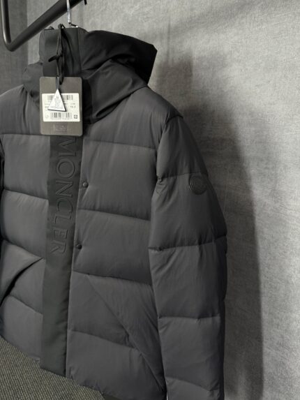 Moncler Madeira Hooded Short Down Jacket Black + NFC High Quality