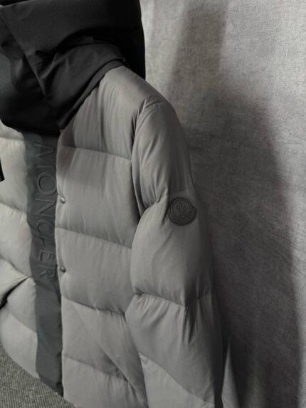 Moncler Madeira Hooded Short Down Jacket Grey + NFC High Quality