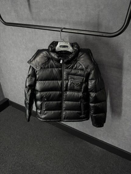 Prada Gewatteerde Winter Jas, HIGH QUALITY (Ganzendons)
