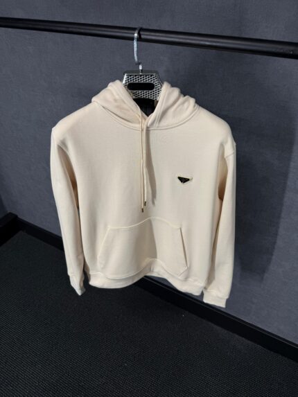 Prada Trainingspak Beige High Quality