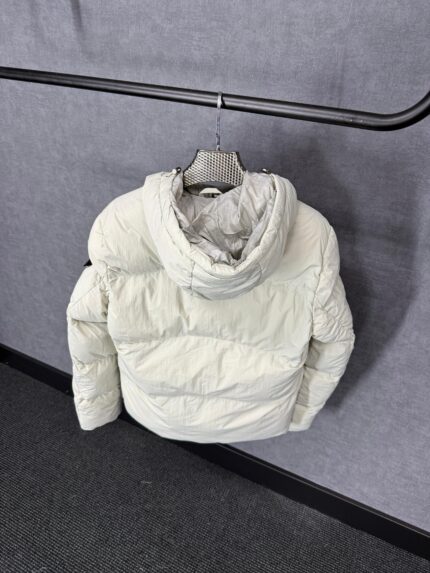 Stone Island Beige Winterjas