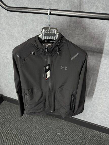 Under Armour Black on Black Trainingspak