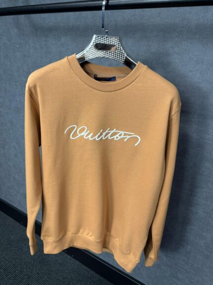 Louis Vuitton Sweater Bruin
