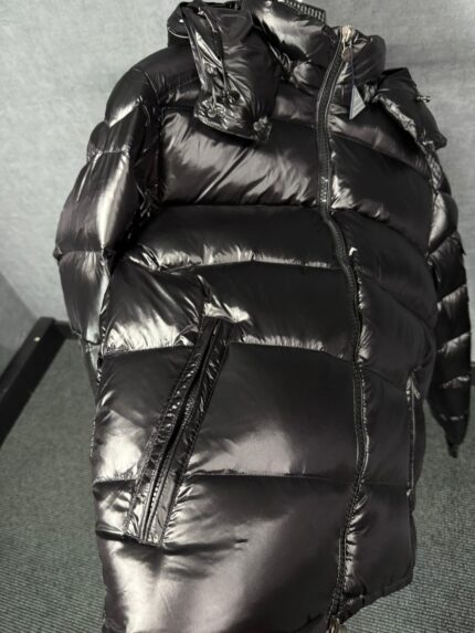 Moncler Maya Zwart Glimmend + NFC, High Quality