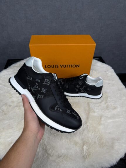 Louis Vuitton Monogram Black