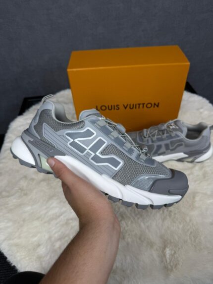Louis Vuitton Runner Tatic New Sneakers Grey