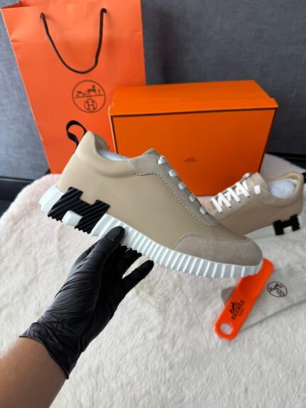 Hermes Bouncing Sneakers Beige, Black Logo