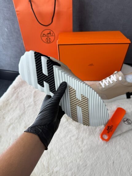 Hermes Bouncing Sneakers Beige, Black Logo