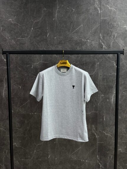 AMI Heart Logo Black T-Shirt Grey