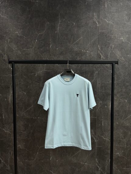 AMI Heart Logo Black T-Shirt light Blue