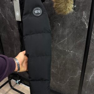 Canada goose Macmillan Black Black logo